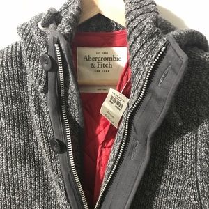 Men’s Double Layered zip-up sweater